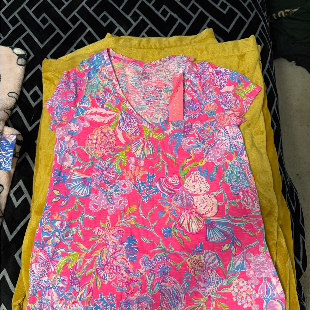 V neck top Lilly Pulitzer
